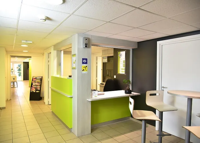 Sweet And Smart Sarreguemines - Hambach Отель 2*